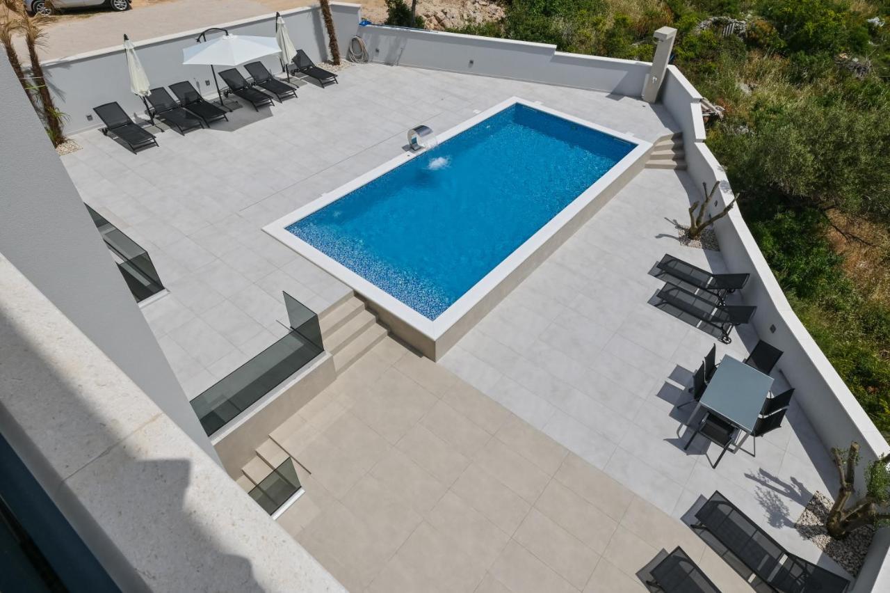 The Eagle Apartamento Novalja Exterior foto